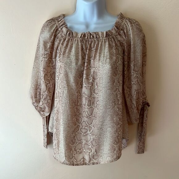 BCBGMAXAZRIA Tan Snakeskin Pattern Blouse Sz XXS - Picture 2 of 3